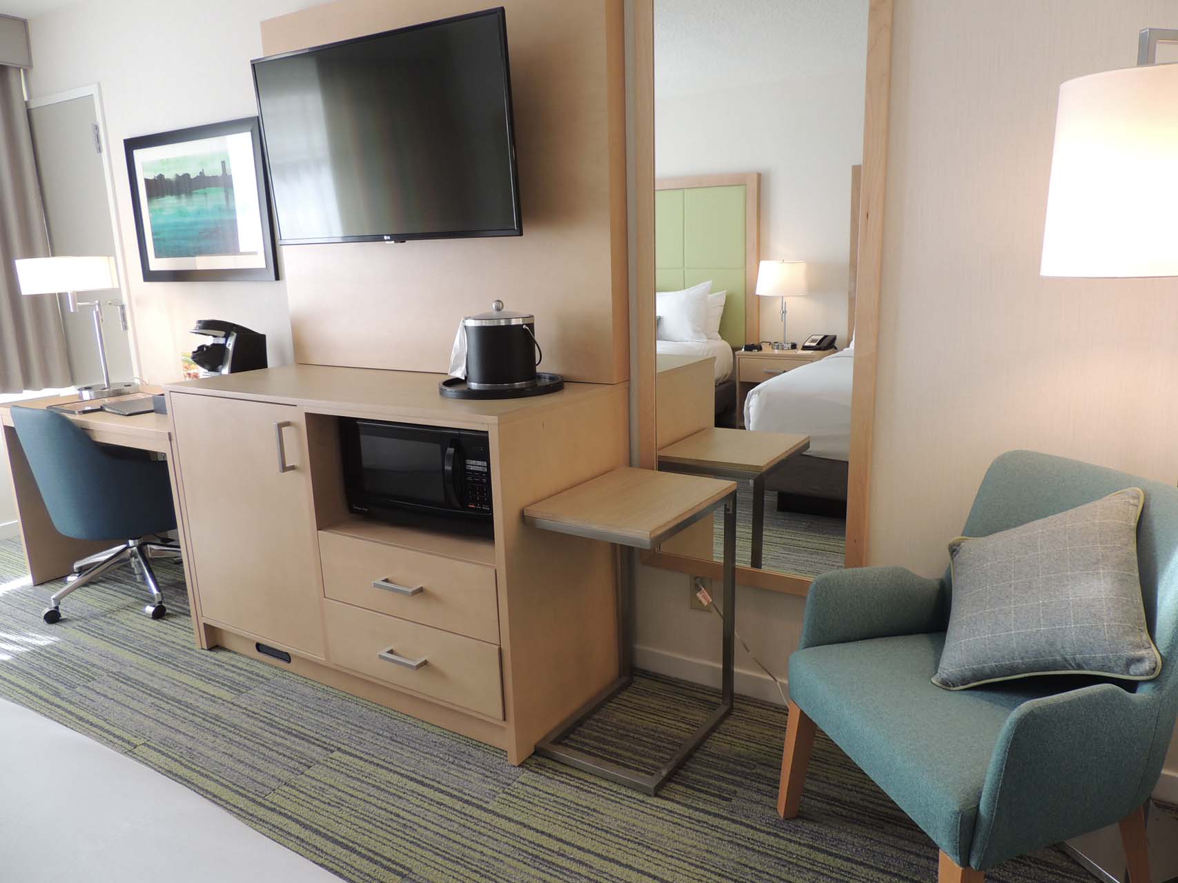 Tv and dresser in Boston Hotel Room